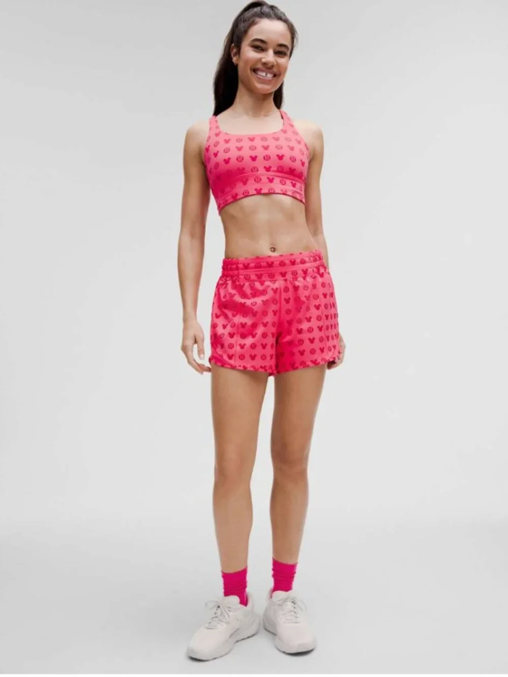 Disney x Lululemon *Hotty Hot High-Rise Short SIZE 4